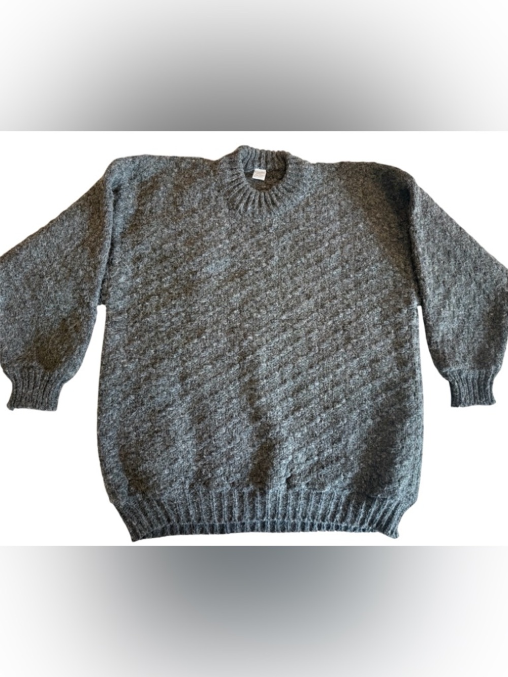 Vintage Artesanias TOA Sweater Mens 
Size Large Gray Hand Made Wool Ecuador